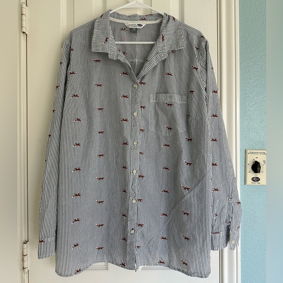 Old Navy Tops - Old Navy White and Blue Button Down Shirt Relaxed Fit with Foxes!🦊 XXL